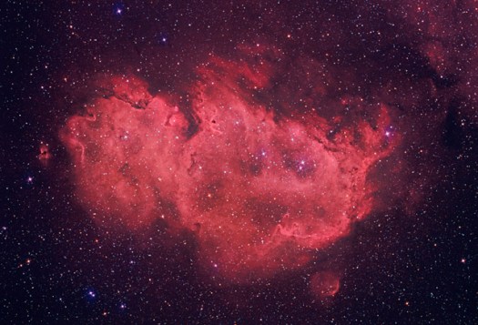 EmbryoHaRGB640 La nebulosa "Embryo" in Cassiopea